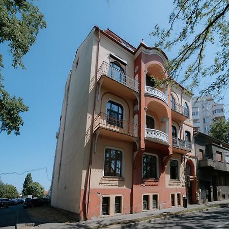 Bluesky Ultra-Central Premium Apartment Oradea Buitenkant foto